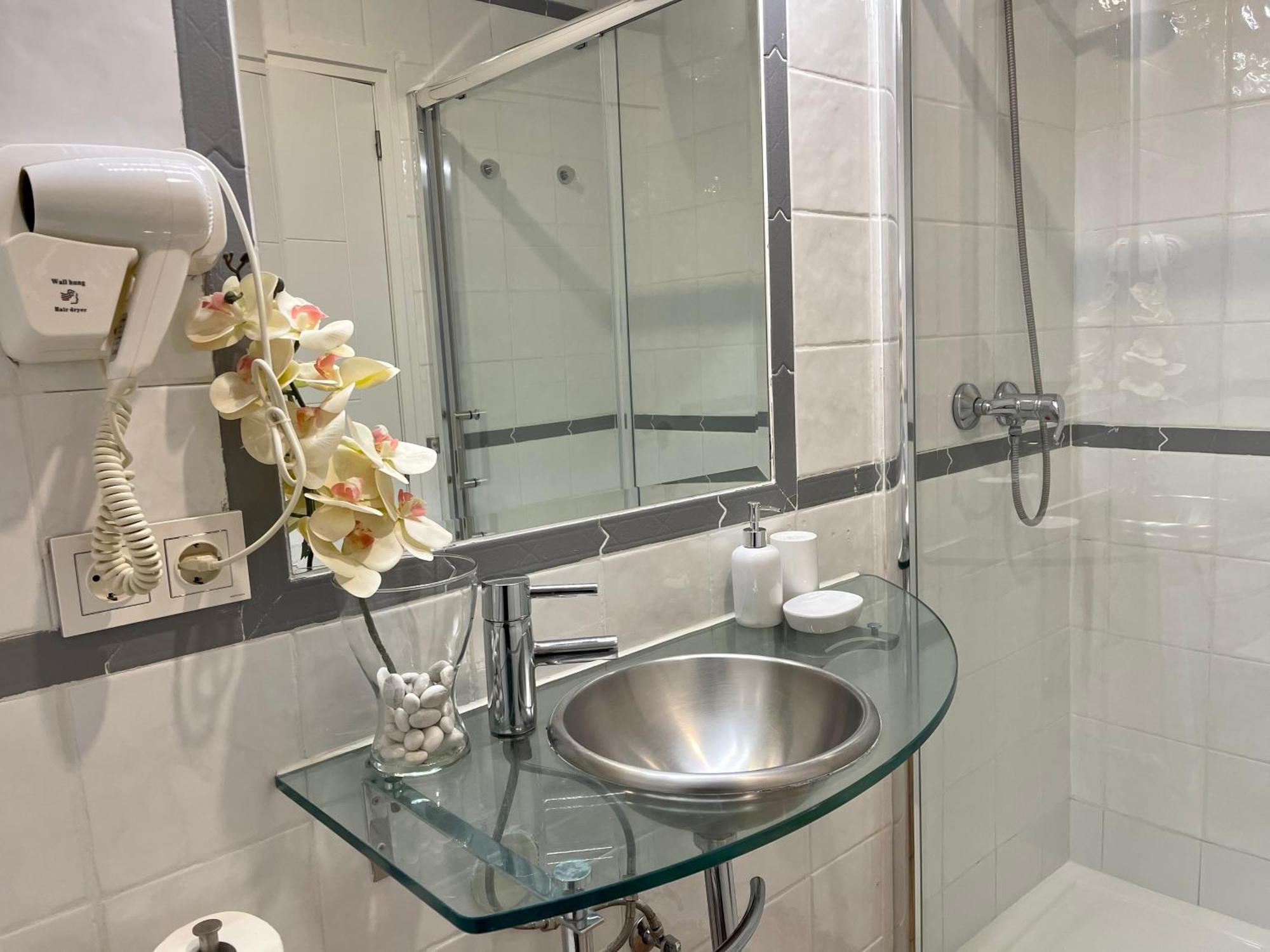 Puerto Banus Pol Suite Y Hada Suite Marbella Zewnętrze zdjęcie